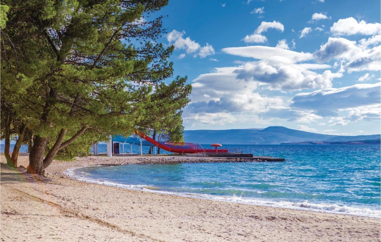 Nice Apartment In Crikvenica With House Sea View Екстер'єр фото